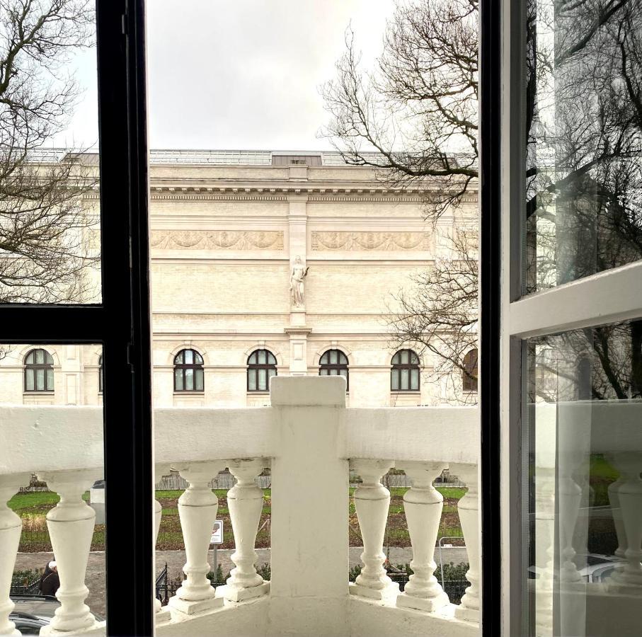 Antwerp Museum Suites Esterno foto