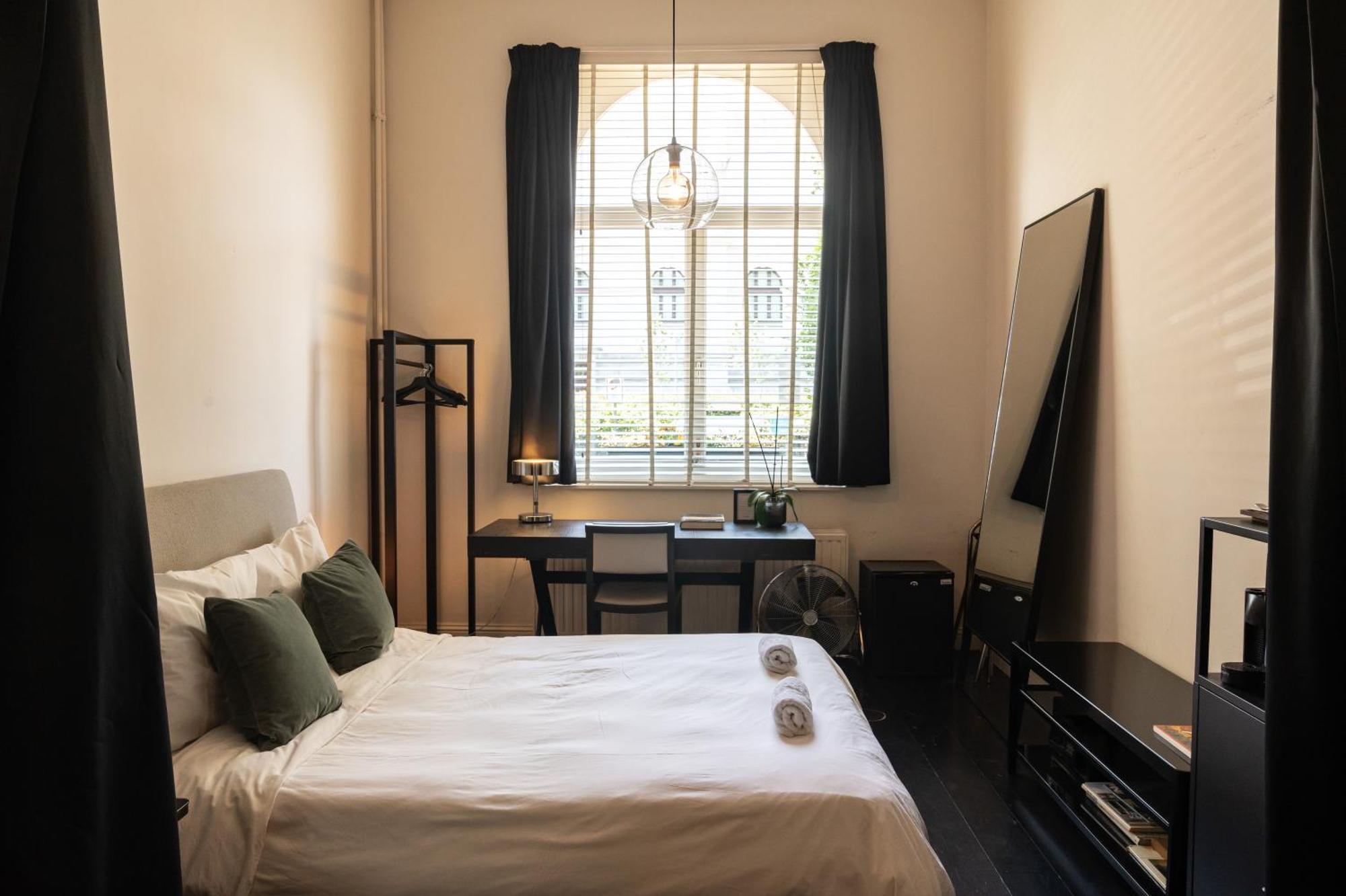 Antwerp Museum Suites Esterno foto